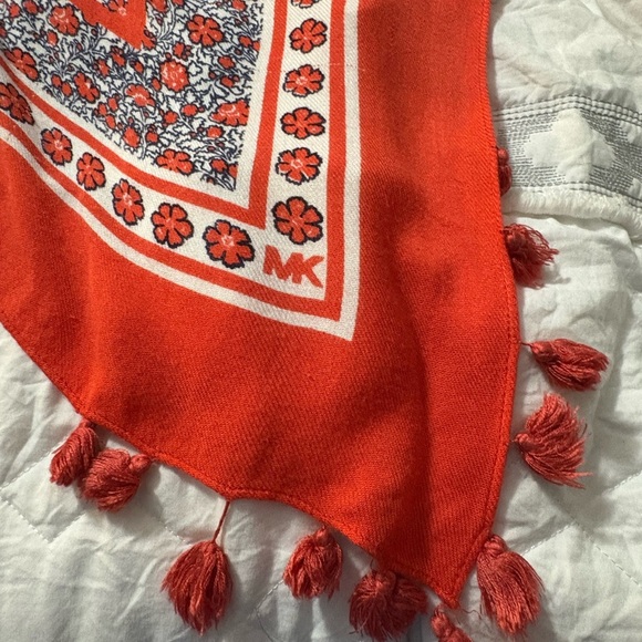 Michael Kors Red and White Floral Geometric Scarf with Ref Tassels on Corners - Picture 7 of 10